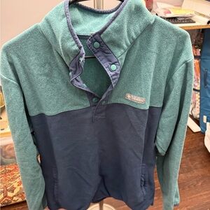Columbia Teal and Navy Fleece Pullover